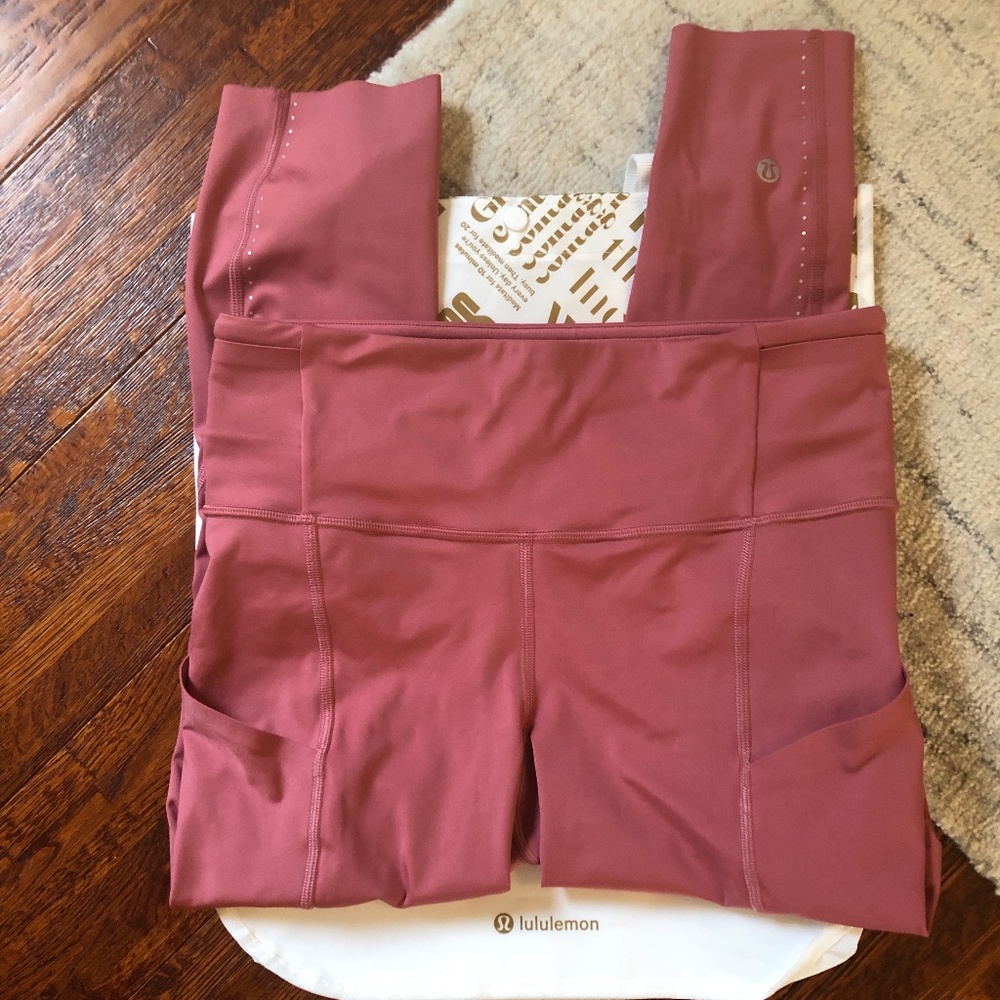 Lululemon Fast & Free Reflective Crop - NWOT